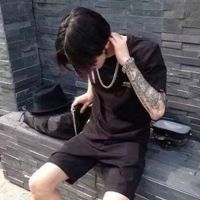 年少轻狂的霸气超拽男生_微信头像图片大全图片