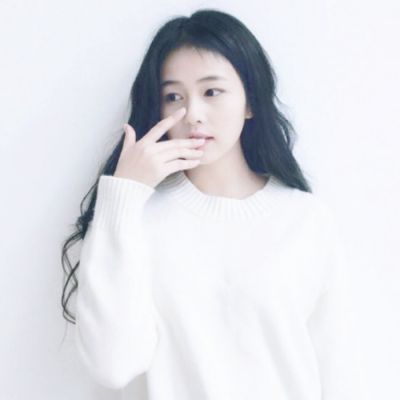 女生淡定从容头像 风轻云淡_微信头像图片大全