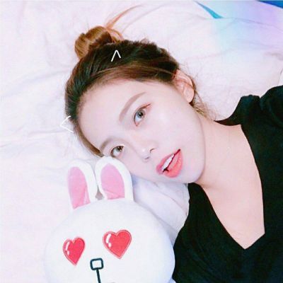 微信头像女生简单气质的_喜欢清纯简单的你【点击鼠标右键下载】