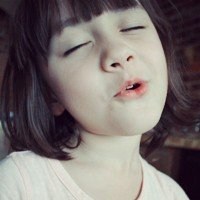 搞怪可爱小孩头像高清头像欧美_微信头像图片大全