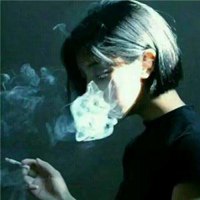 欧美头像颓废抽烟女生头像