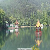 微信头像山水风景还有亭子的点击鼠标右键下载