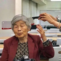 社会老太太头像-很社会的老奶奶头像