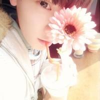 小清新女生带花头像 小清新女生带花头像