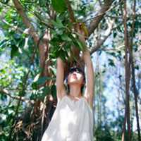 非主流良辰美景奈何天气质另类的美女头像