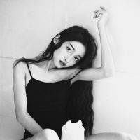 非主流黑白女生头像带字超拽霸气