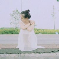 有一点伤感意境的女生头像图片有一点伤感女生