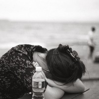 周末推荐甜美意境幸福女生头像驱之不散的是情