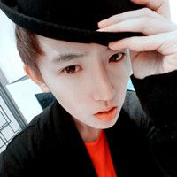 意境男生头像,微笑再苦再咸,有迩在身边就会甜蜜