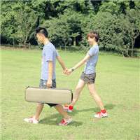 微信非主流情侣合影头像我想我会哭他只要抱着