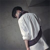 感意境男生微信头像