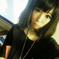 女生哭着笑头像