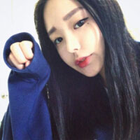 大眼美女微信头像