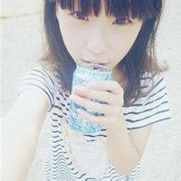 女生头像素颜生活照微信用