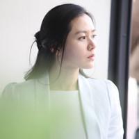 韩国美女演员孙艺珍微信头像