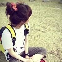 oss的小性感美女头像