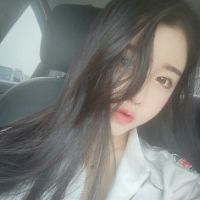 深拥我心的气质美女微信