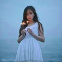 意境美女生微信头像