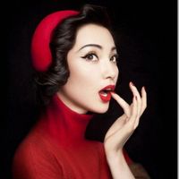 样的妖媚潮流时尚红唇美女头像