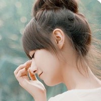 清秀迷人的气质头像女生版或许我有很多快乐了