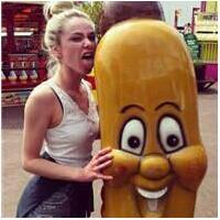 女汉子欧美微信头像