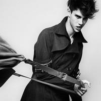 微信头像男生黑白叼着烟