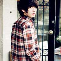 伤感男生头像最痛的距离是你在我身边我却不知