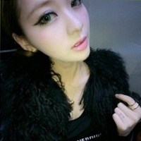 那照片赞个_女生