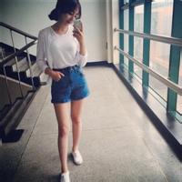 黑白微信头像女生霸气