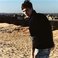 欧美男生沧桑微信头像