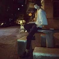 淋湿了我的心扣扣超拽男生头像