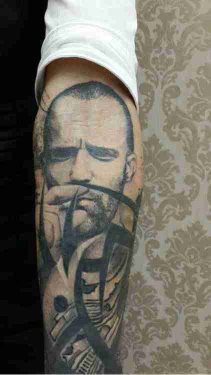 斯坦森抽烟头像纹身图谁有