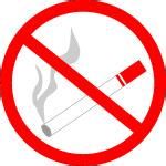 一名外国男子用生疏的普通话劝吸烟的