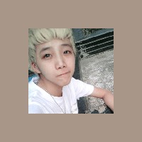 吸烟男卡通头像