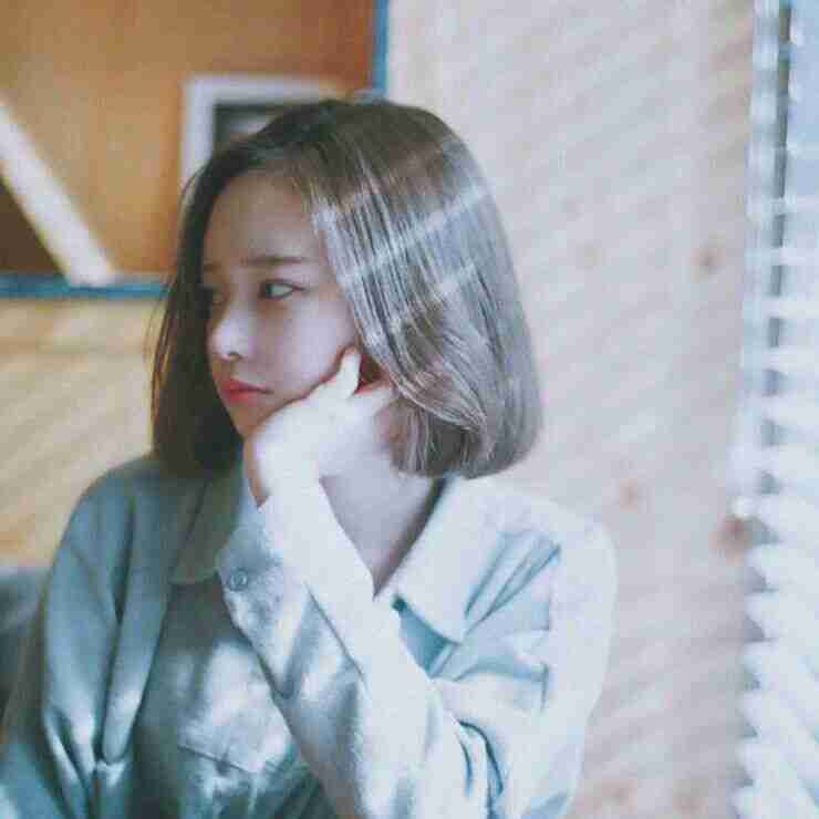 女生头像侧颜伤感堆糖
