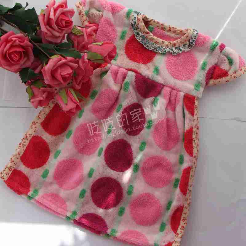 手绘粉彩瓷器异型瓶