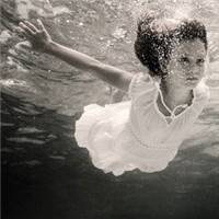 酷毙了的非主流灰色头像悲伤