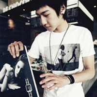 略带颓废的男生酷酷头像