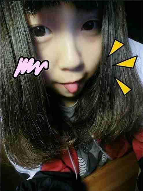 非主流清纯女生