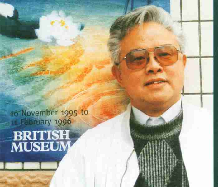 白天鹅以及花卉