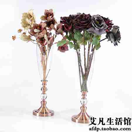 简约时尚粉色小鱼