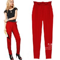 红色长裤女风景秀