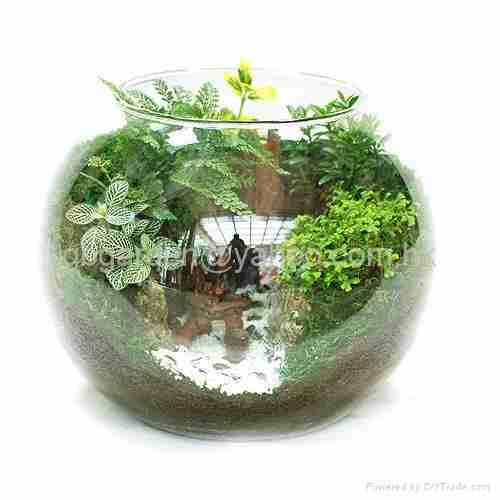 以摹仿自然山水景色营造园林