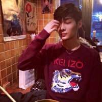 唯美意境成熟男生头像