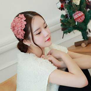 订珠装饰甜美花朵发箍
