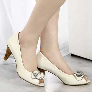 品鱼嘴高跟单鞋羊皮花朵