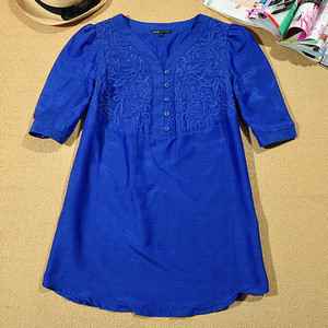 原单时尚胸前刺绣花朵复古真丝短袖