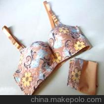 漂亮性感花朵内衣