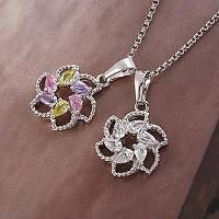 锆石花朵吊坠
