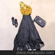 带花朵礼服连衣裙